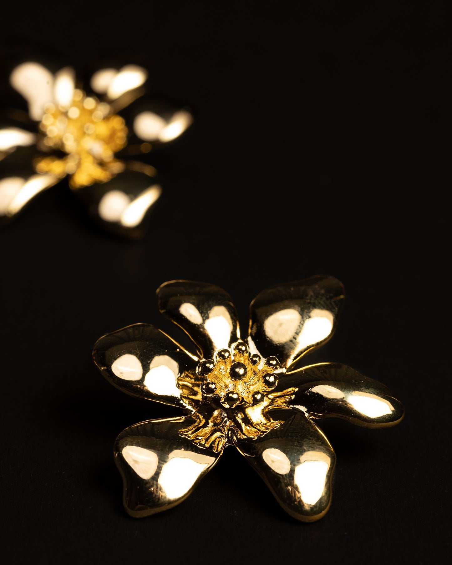 Evergold Petal Earrings