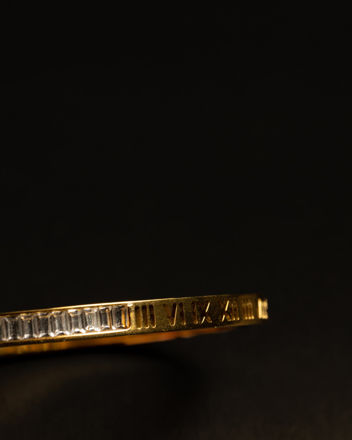 Roman Grace Bangle