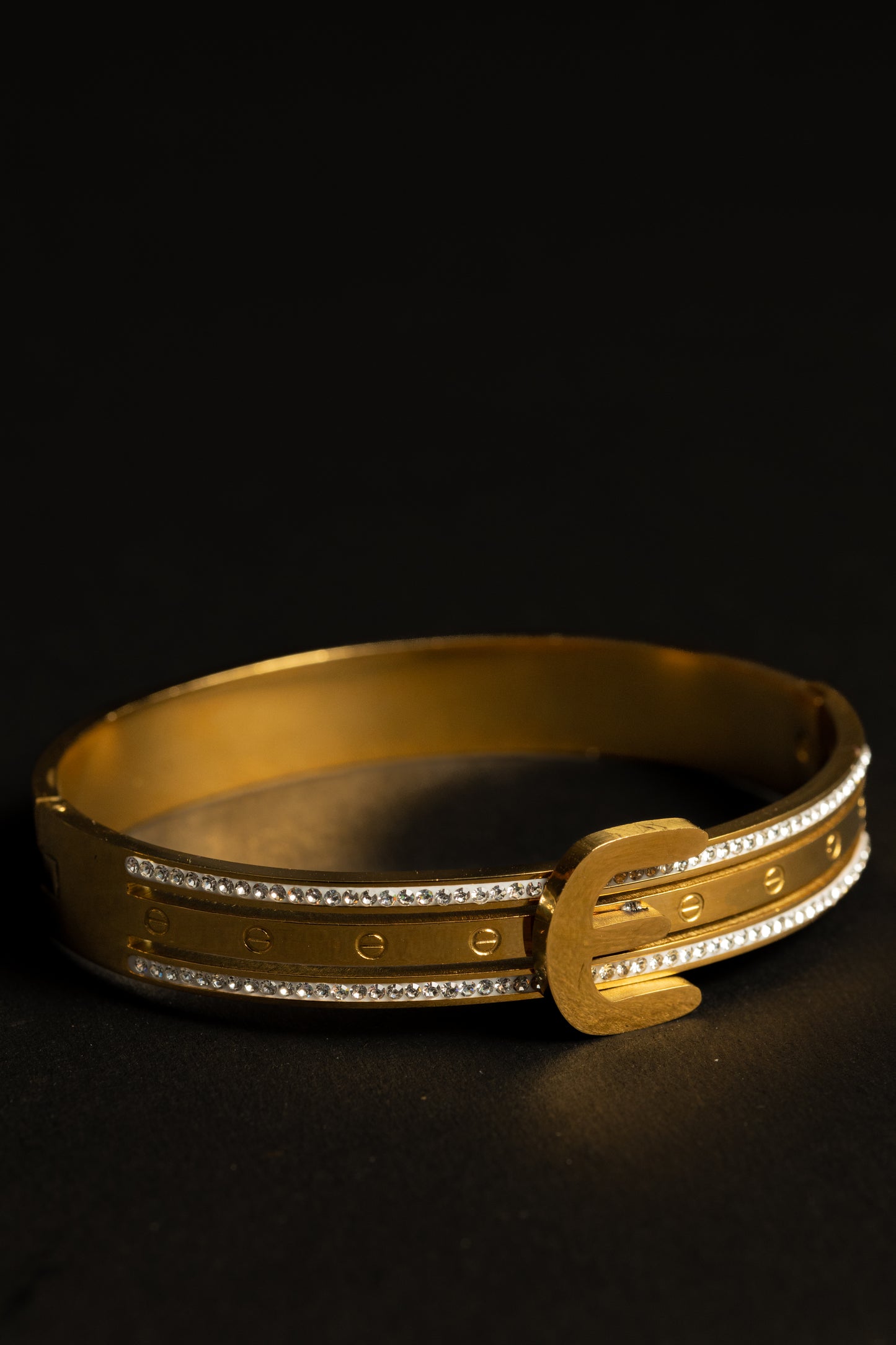 Royal Belt Bangle