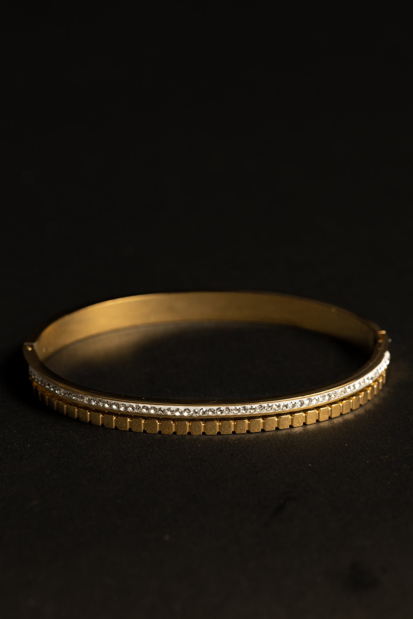 Halo Shine Bangle