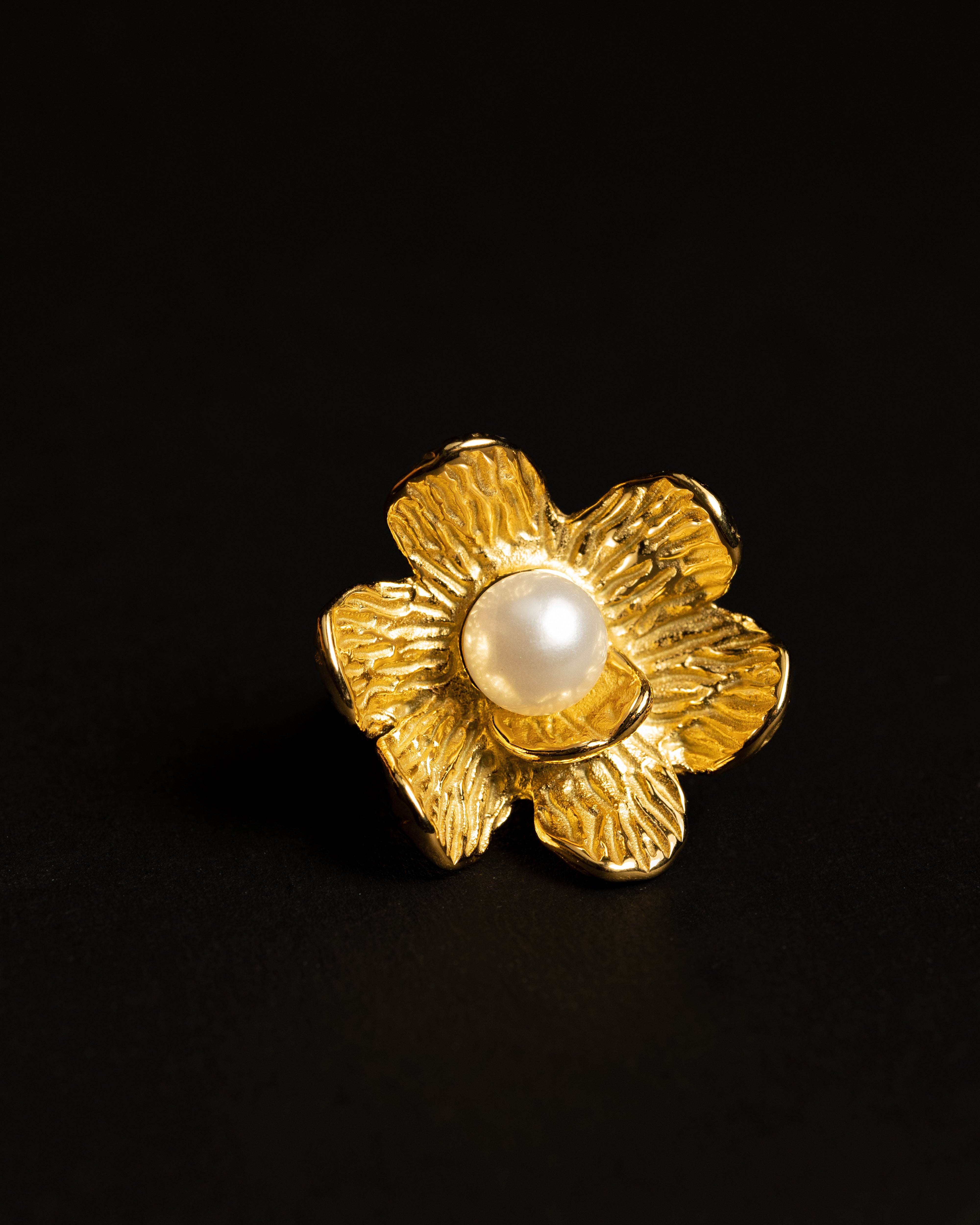 Pearl Petal Ring