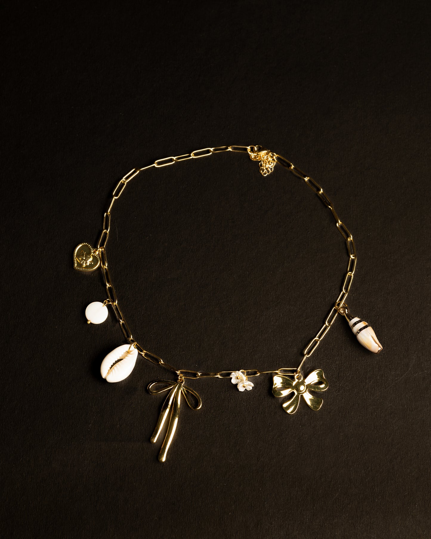 Sandy Toes Necklace