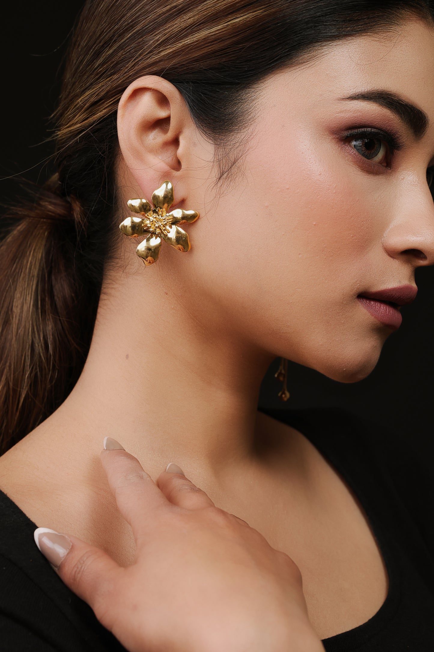 Evergold Petal Earrings