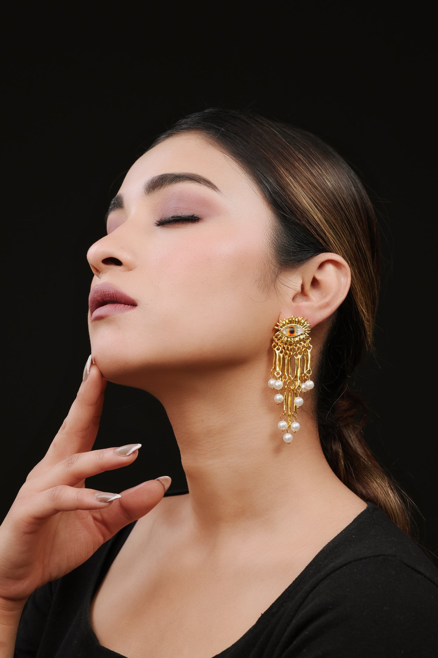 Celestial Gaze Pearl Earrings