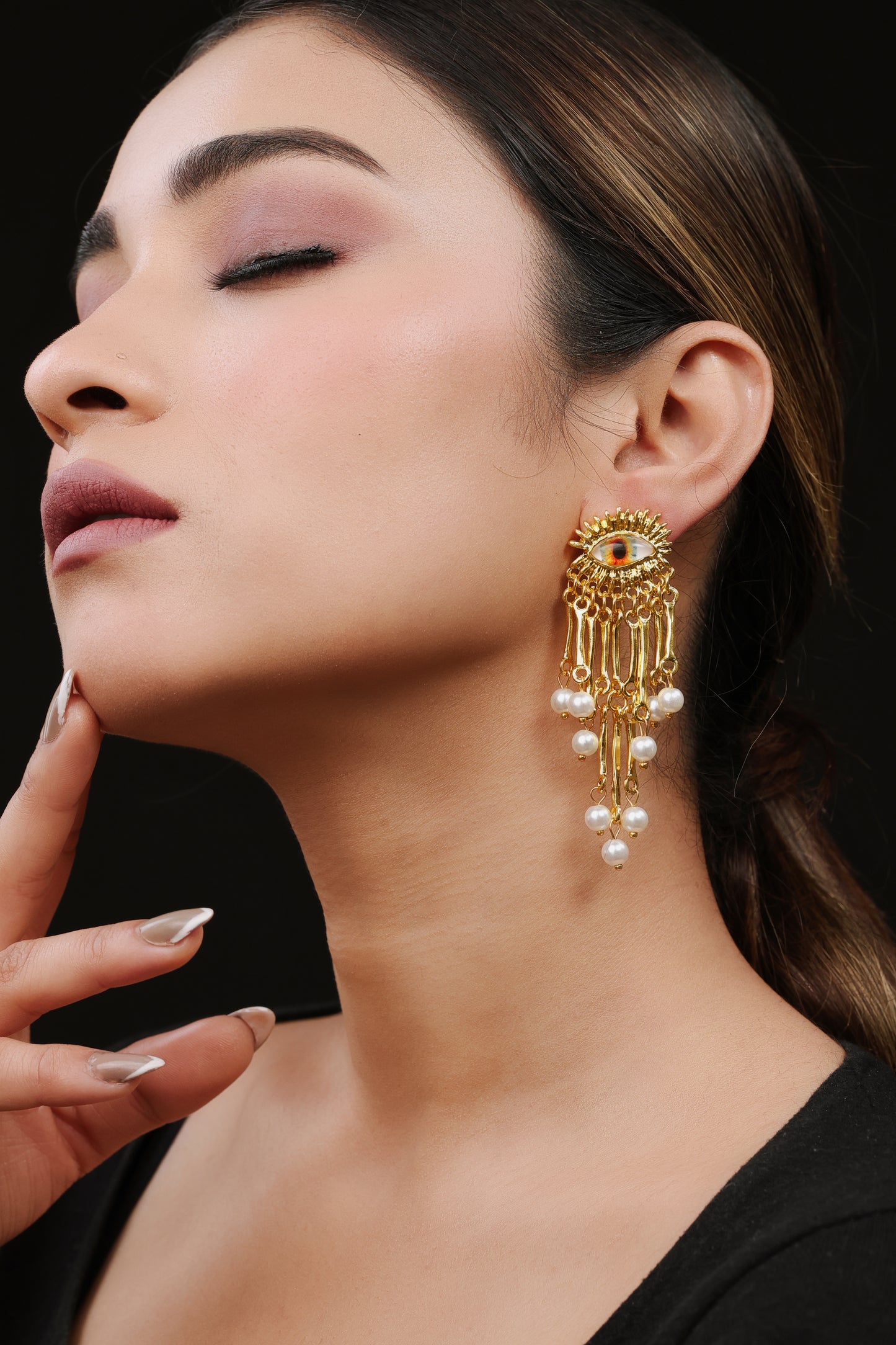 Celestial Gaze Pearl Earrings