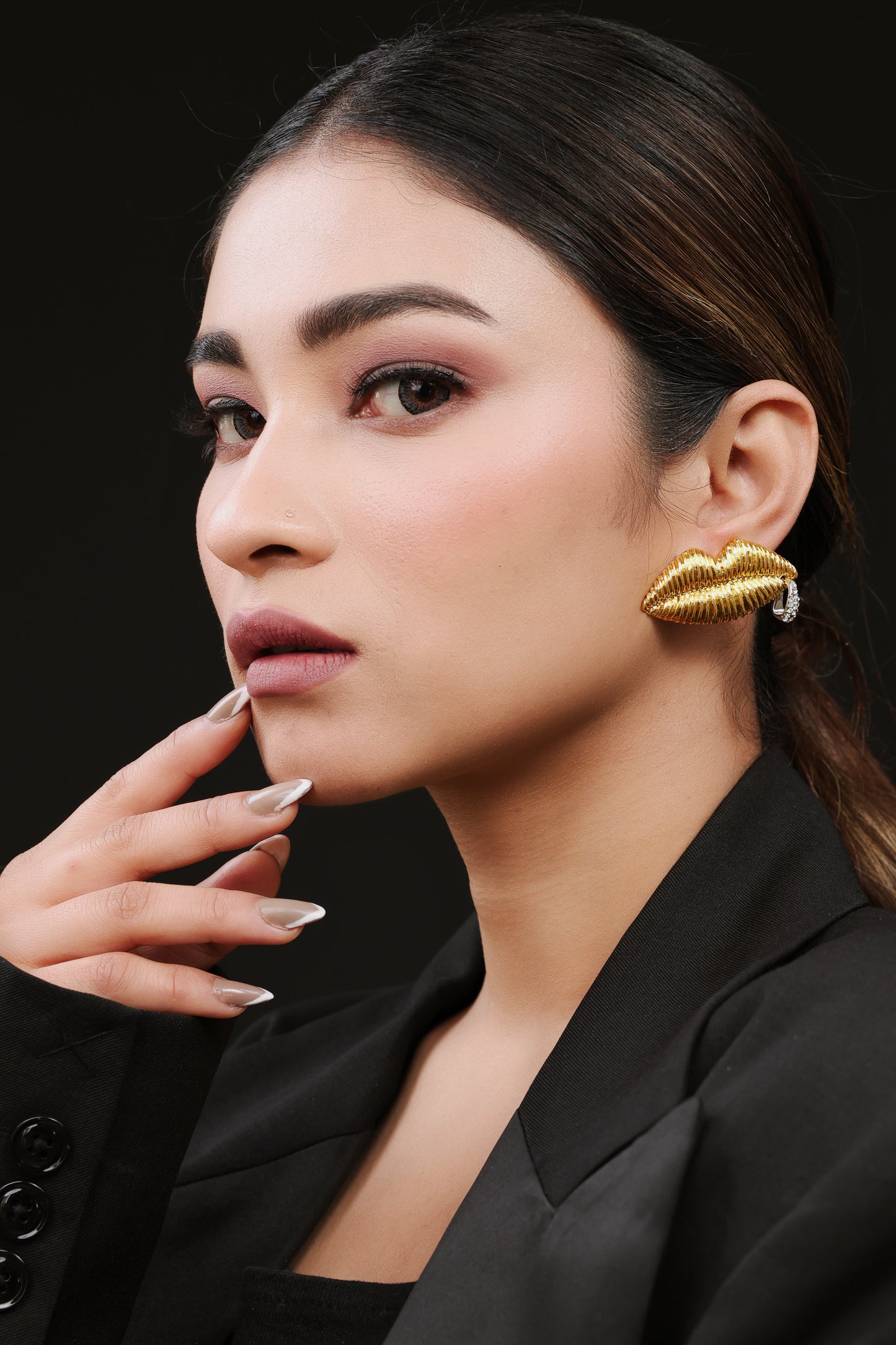 Couture Pout Earrings