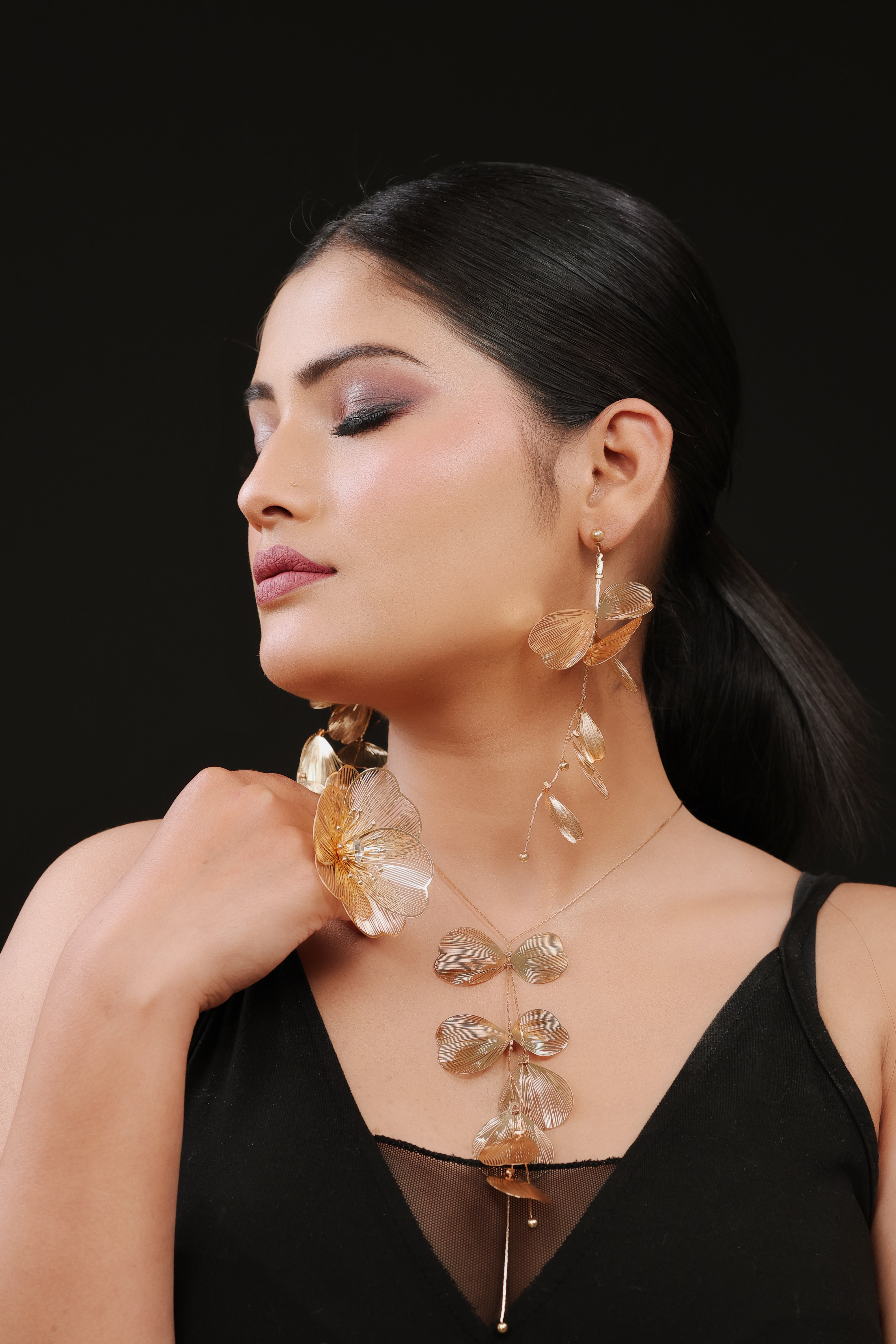 Botanical Grace Necklace