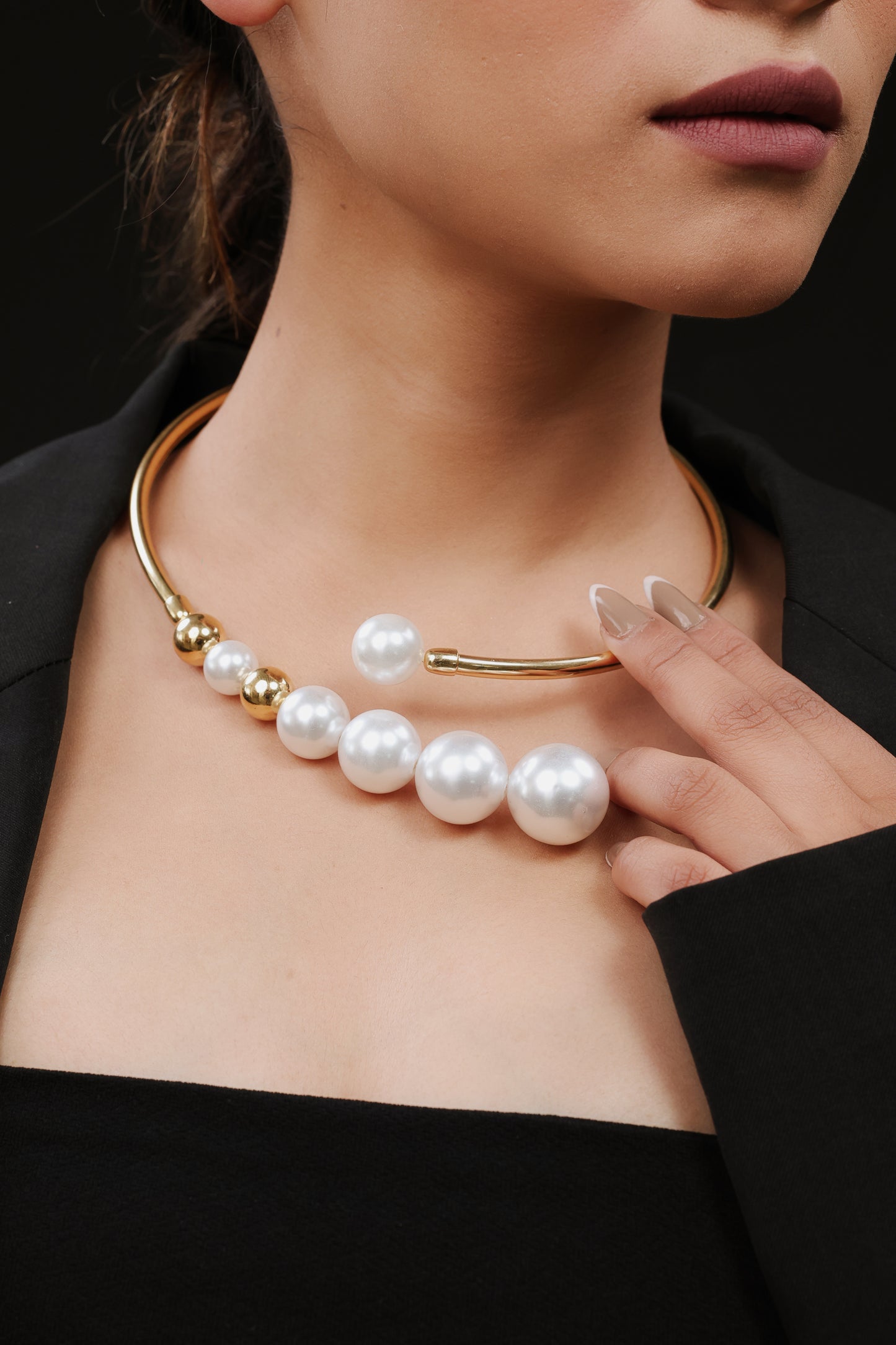 Pearl Orbit Necklace