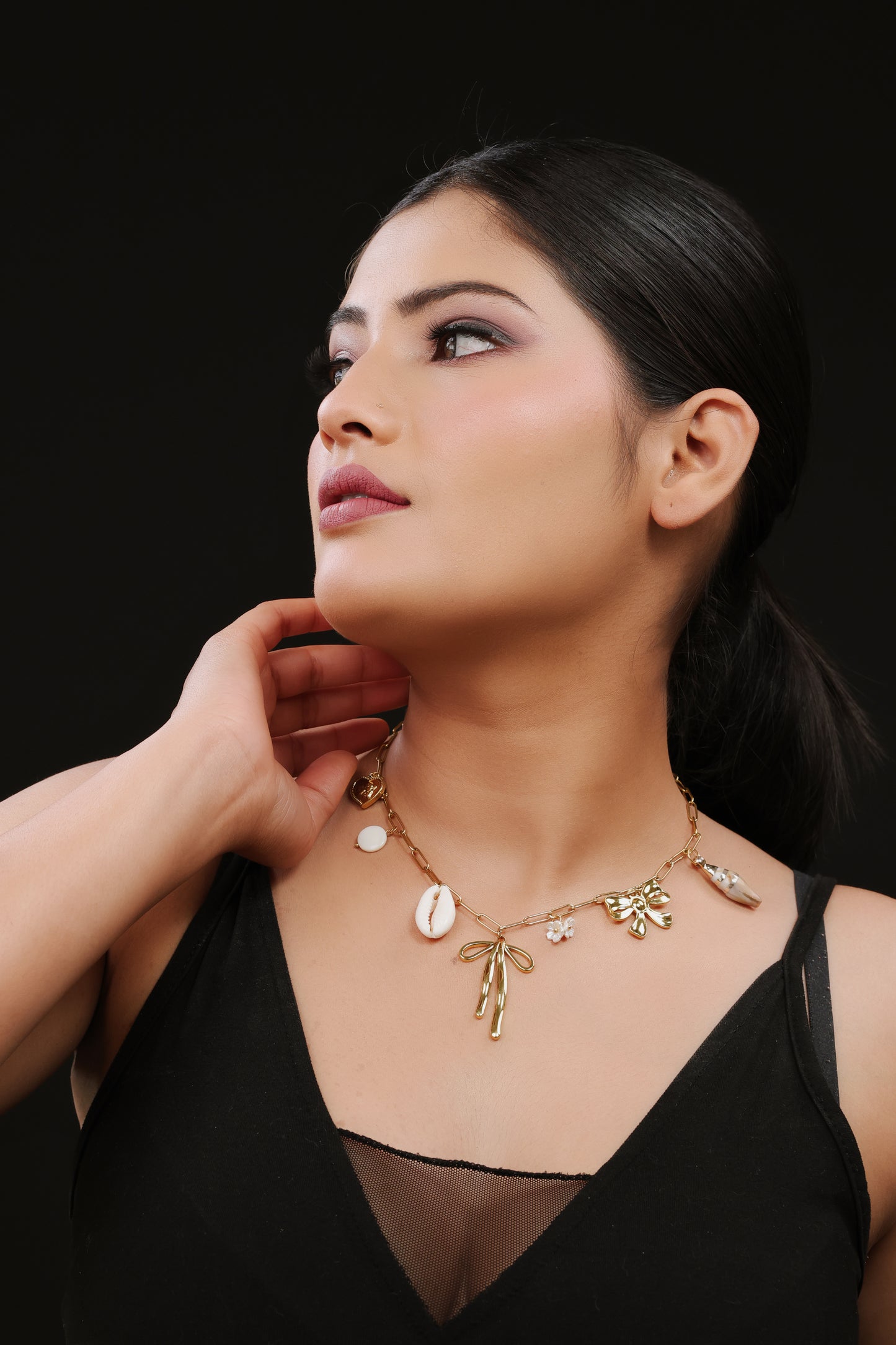 Sandy Toes Necklace
