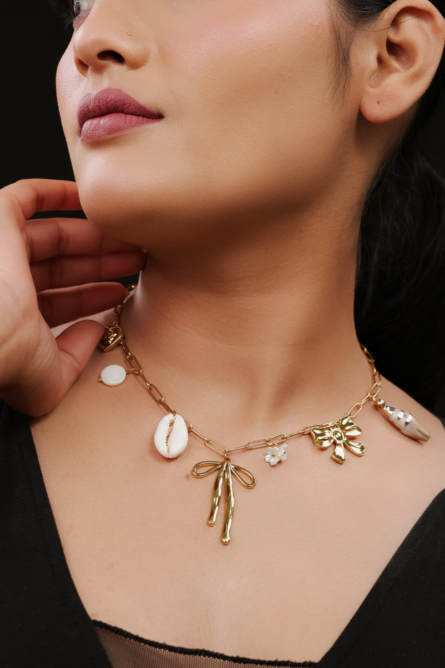 Sandy Toes Necklace
