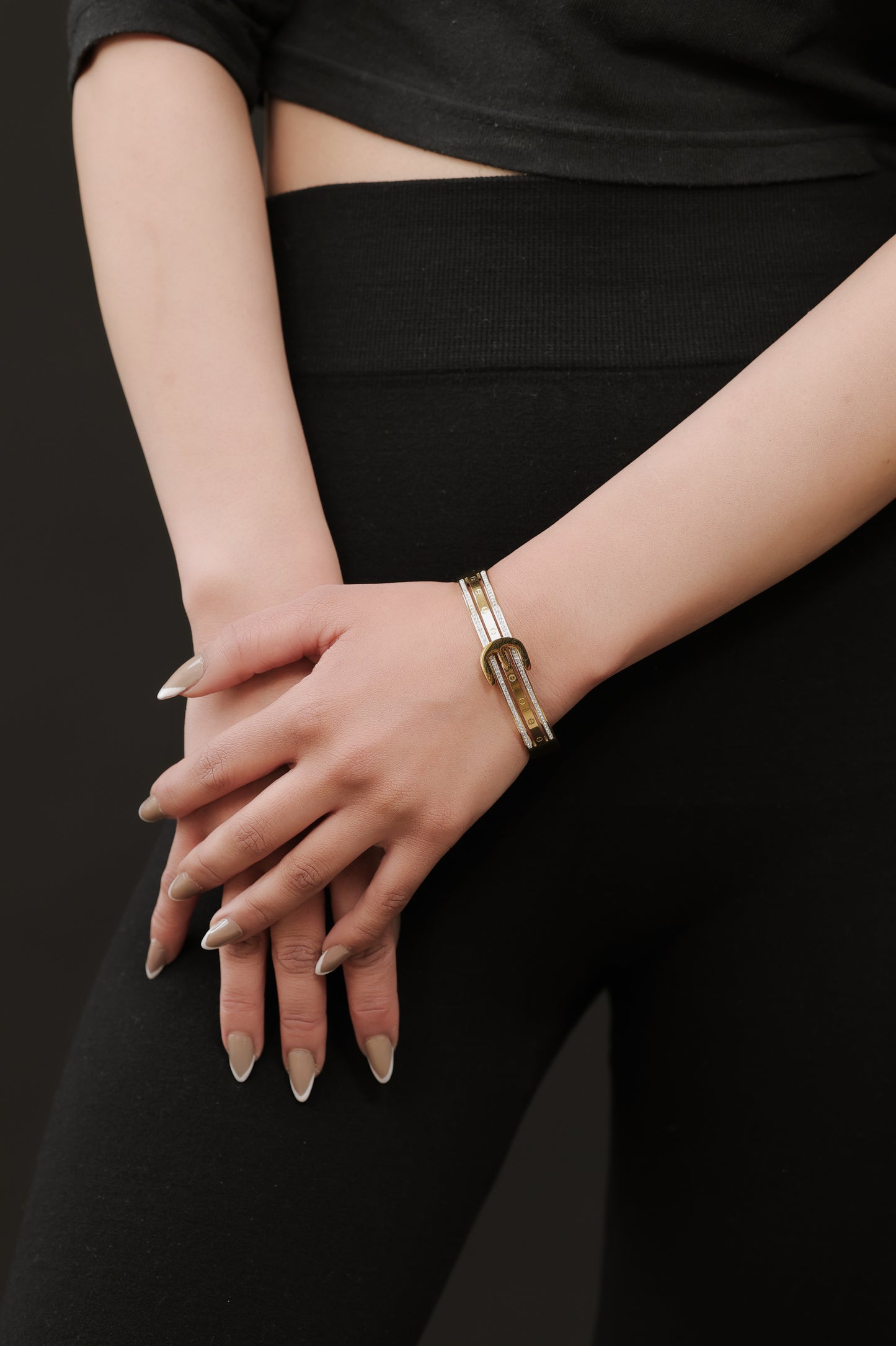 Royal Belt Bangle
