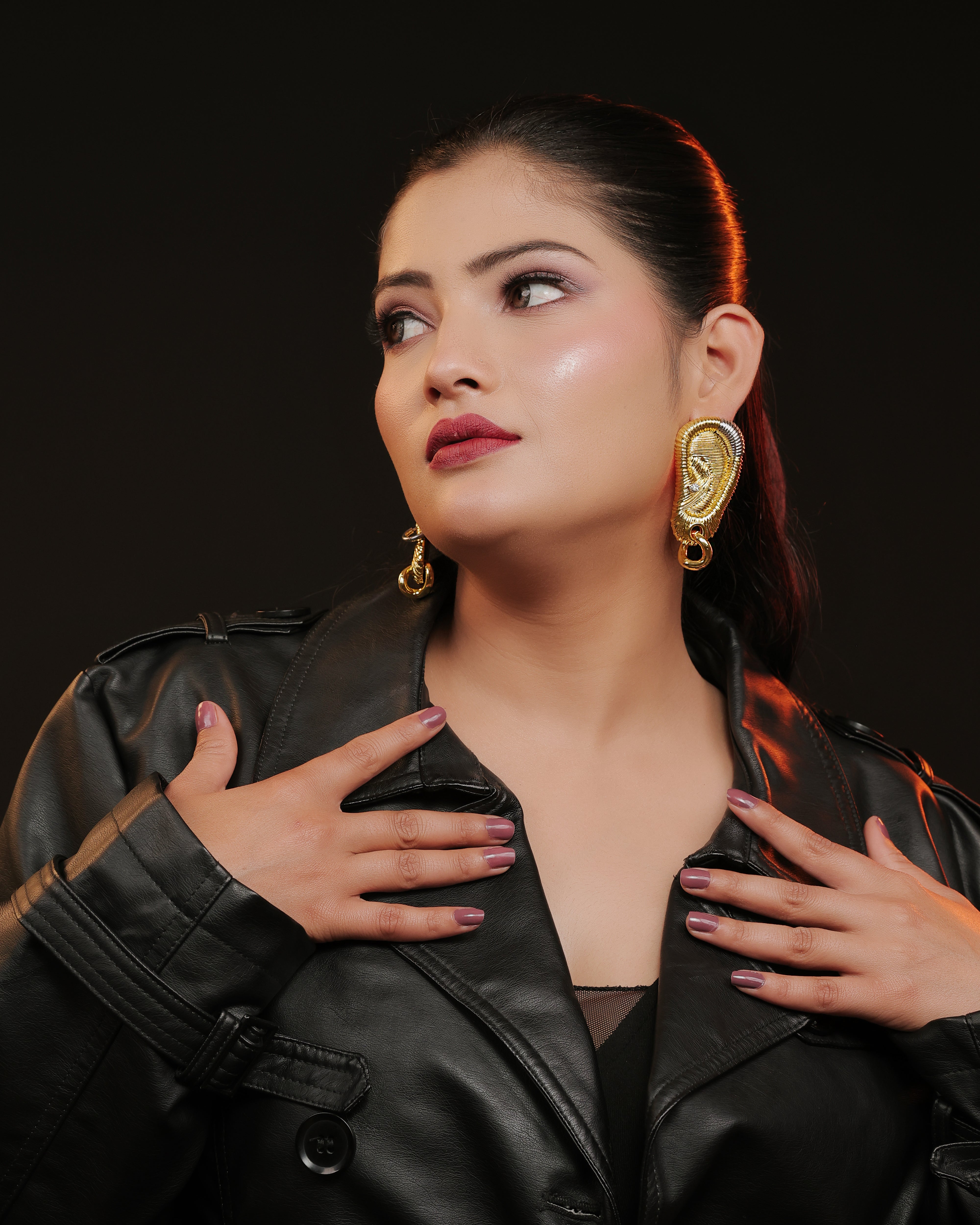 Whispering Golden Lobes